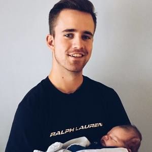 Meet your Posher, Adam